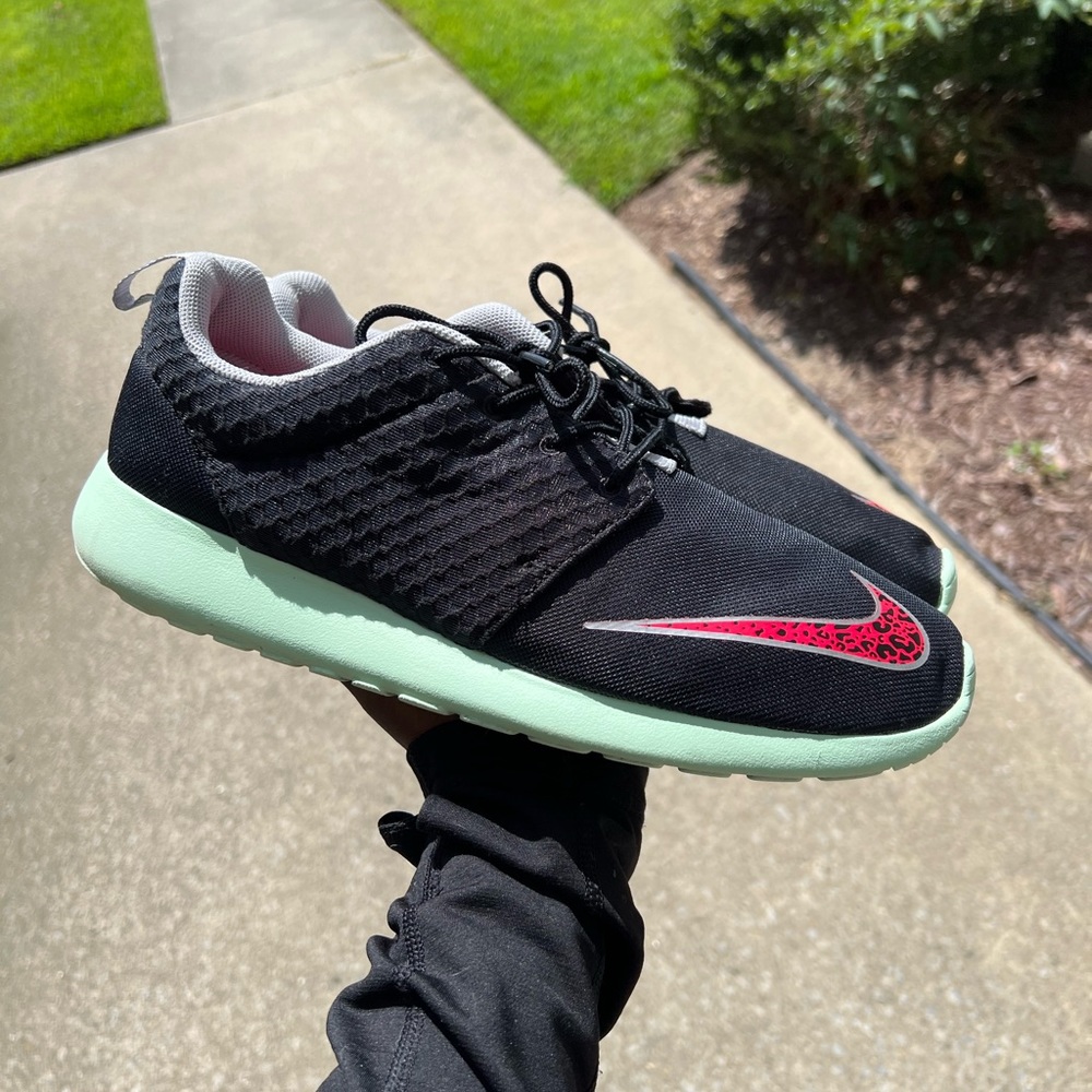 Yeezy Roshe Run